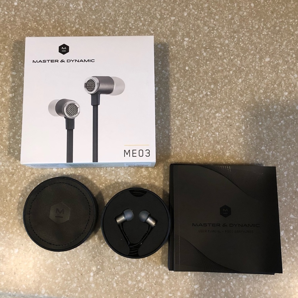 Master & Dynamic High Performance Earphones ME03
